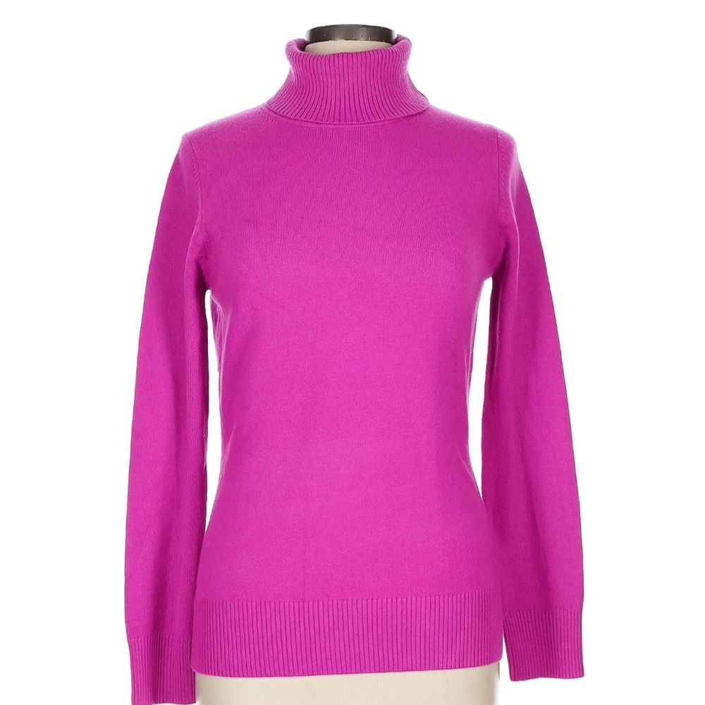 French connection
Size L turtleneck sweater